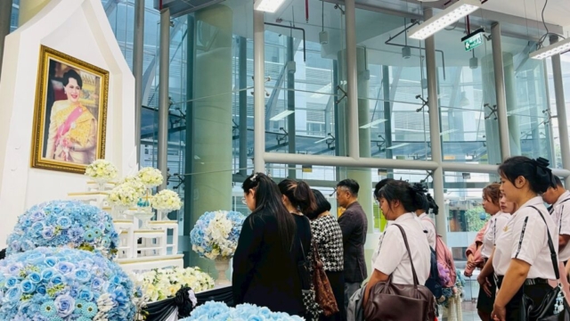 LINE_ALBUM_91268_251212_206