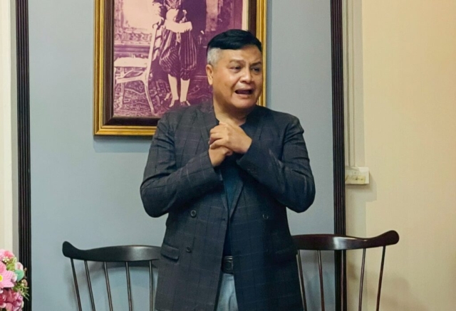 LINE_ALBUM_91268_251212_23