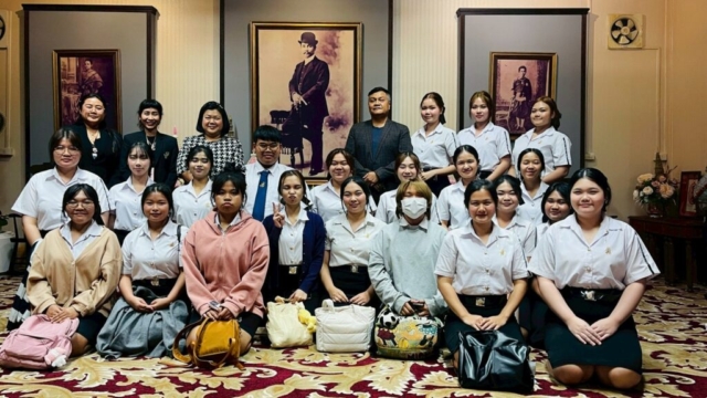 LINE_ALBUM_91268_251212_27