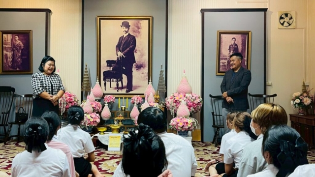 LINE_ALBUM_91268_251212_4