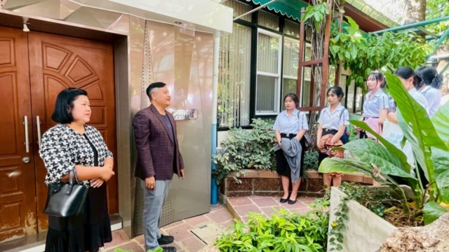 LINE_ALBUM_91268_251212_51