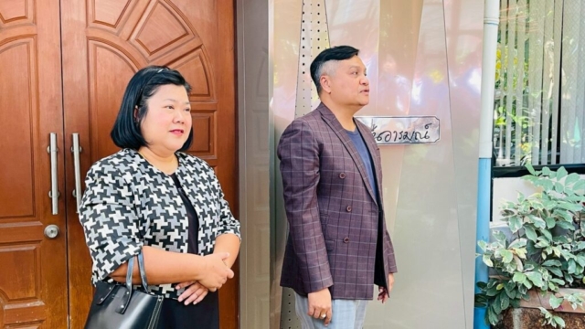 LINE_ALBUM_91268_251212_54