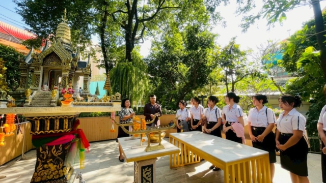 LINE_ALBUM_91268_251212_58