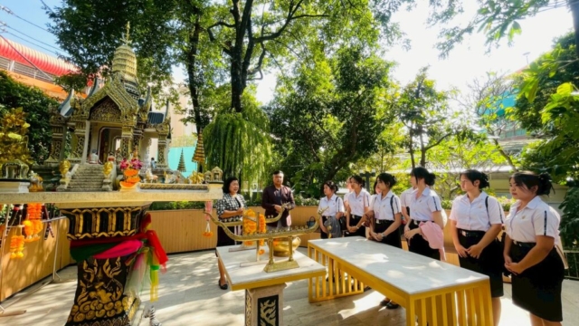 LINE_ALBUM_91268_251212_60