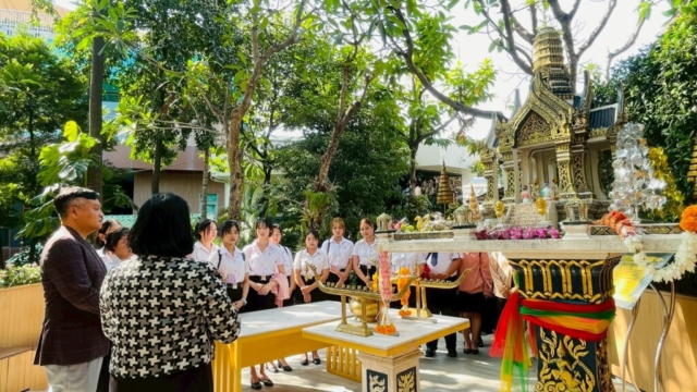 LINE_ALBUM_91268_251212_66