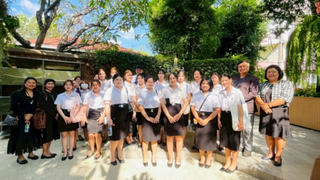 LINE_ALBUM_91268_251212_72