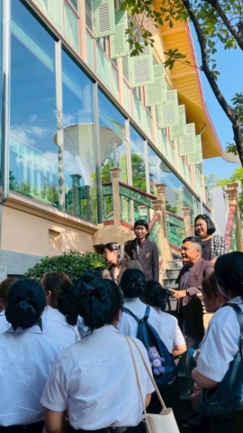 LINE_ALBUM_91268_251212_82