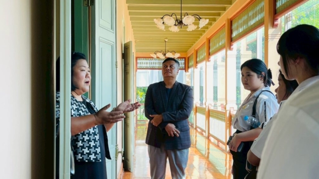 LINE_ALBUM_91268_251212_91