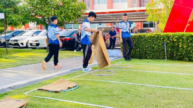 LINE_ALBUM_กิจกรรมกีฬาสี111268_251212_10