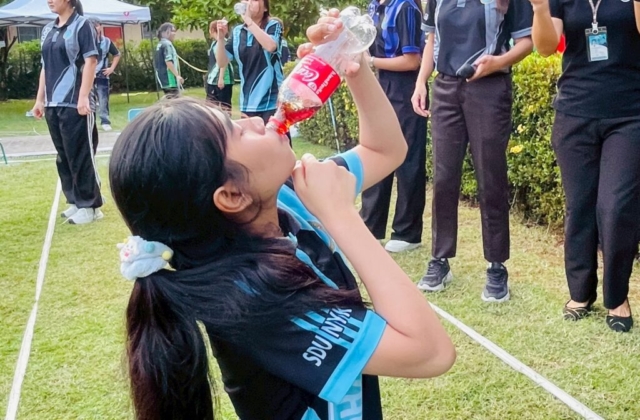 LINE_ALBUM_กิจกรรมกีฬาสี111268_251212_137