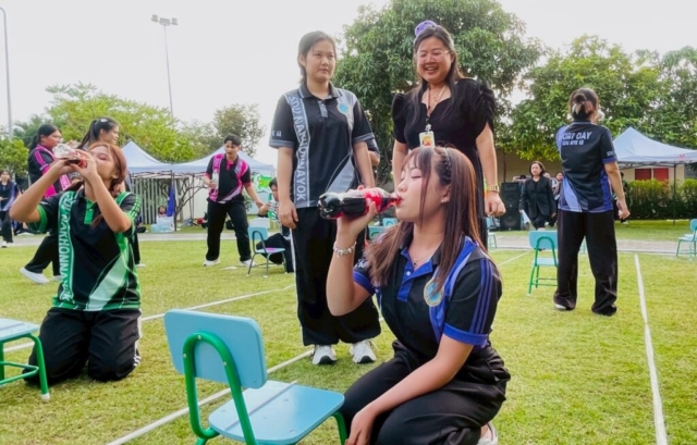 LINE_ALBUM_กิจกรรมกีฬาสี111268_251212_146