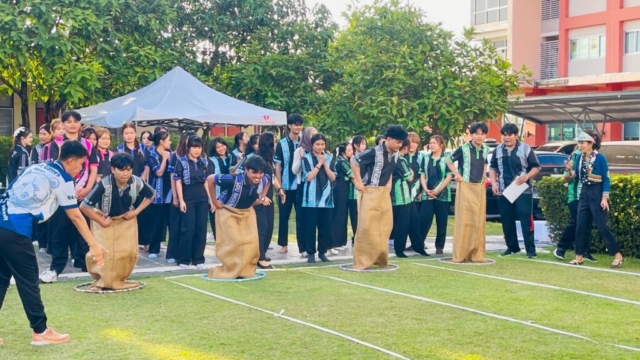 LINE_ALBUM_กิจกรรมกีฬาสี111268_251212_22