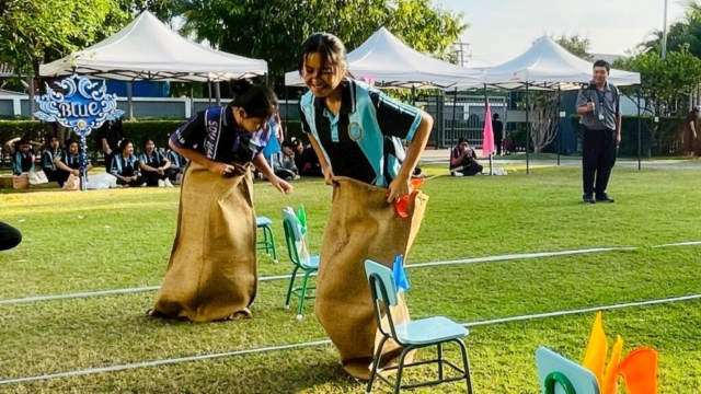 LINE_ALBUM_กิจกรรมกีฬาสี111268_251212_32