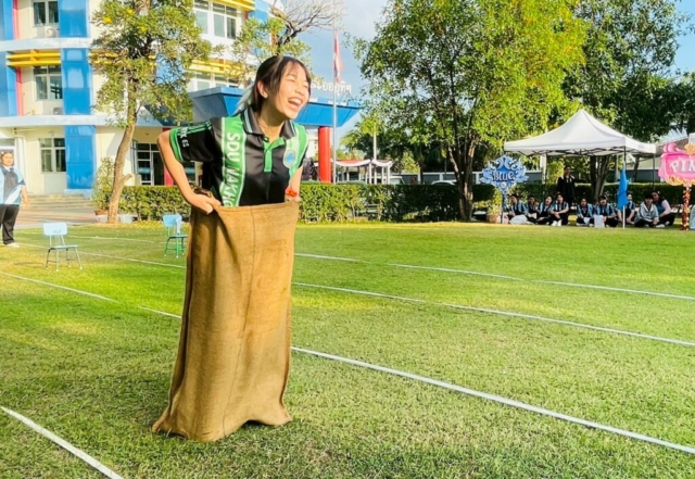 LINE_ALBUM_กิจกรรมกีฬาสี111268_251212_37