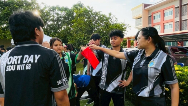 LINE_ALBUM_กิจกรรมกีฬาสี111268_251212_46