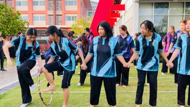 LINE_ALBUM_กิจกรรมกีฬาสี111268_251212_47