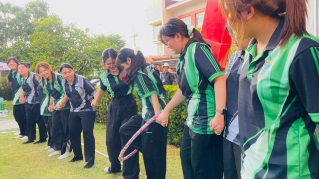 LINE_ALBUM_กิจกรรมกีฬาสี111268_251212_51