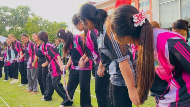 LINE_ALBUM_กิจกรรมกีฬาสี111268_251212_52