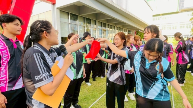 LINE_ALBUM_กิจกรรมกีฬาสี111268_251212_59