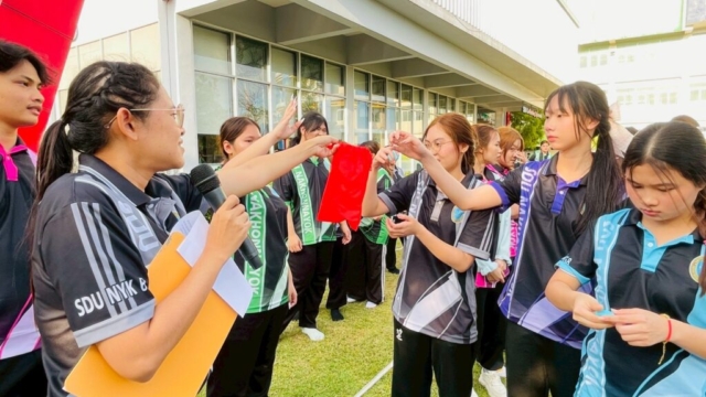 LINE_ALBUM_กิจกรรมกีฬาสี111268_251212_60