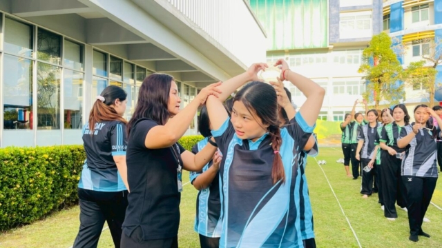 LINE_ALBUM_กิจกรรมกีฬาสี111268_251212_63