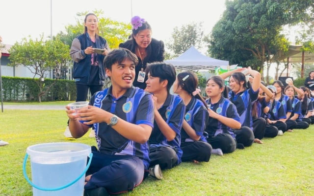 LINE_ALBUM_กิจกรรมกีฬาสี111268_251212_69