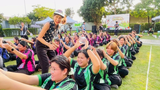 LINE_ALBUM_กิจกรรมกีฬาสี111268_251212_75