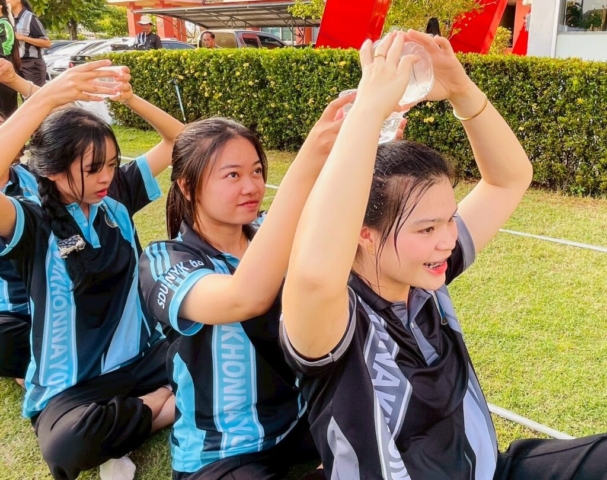 LINE_ALBUM_กิจกรรมกีฬาสี111268_251212_99