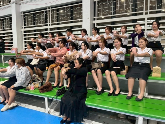 LINE_ALBUM_ประถมศึกษา อบรมบุคลิกภาพ_251215_51