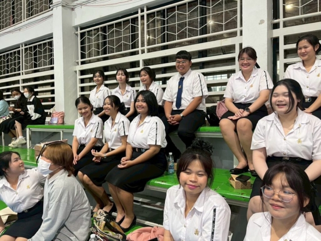 LINE_ALBUM_ประถมศึกษา อบรมบุคลิกภาพ_251215_53