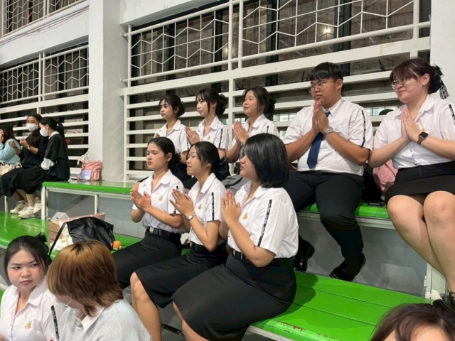 LINE_ALBUM_ประถมศึกษา อบรมบุคลิกภาพ_251215_59