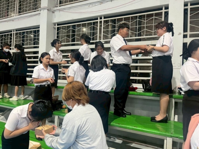 LINE_ALBUM_ประถมศึกษา อบรมบุคลิกภาพ_251215_88