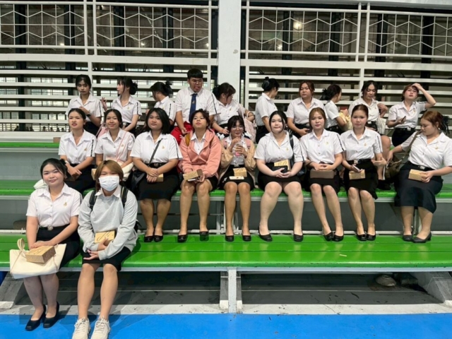 LINE_ALBUM_ประถมศึกษา อบรมบุคลิกภาพ_251215_94