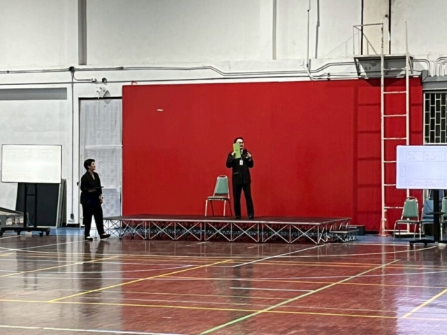 LINE_ALBUM_ประถมศึกษา อบรมบุคลิกภาพ_251215_96