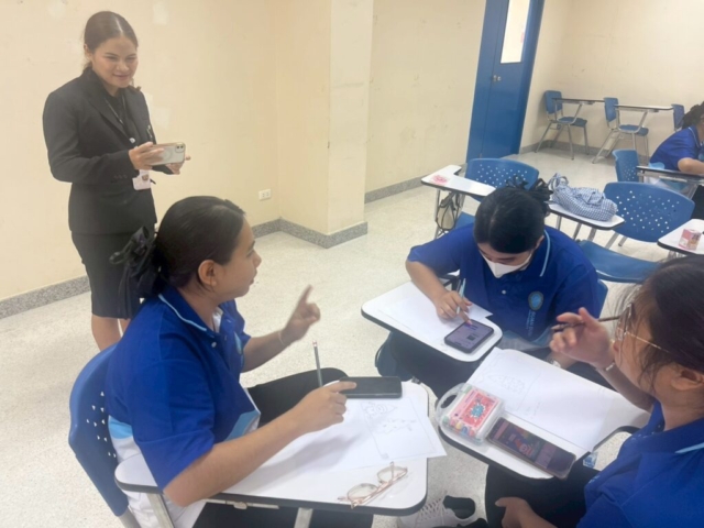 LINE_ALBUM_อบรม จัดป้าย_251212_37