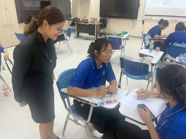 LINE_ALBUM_อบรม จัดป้าย_251212_42