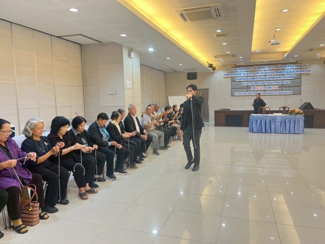 LINE_ALBUM_23012568_260127_24