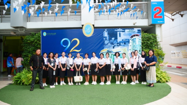 P1404376