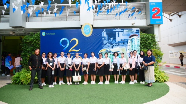 P1404377