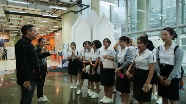 P1404547