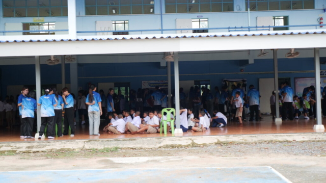 P1418037