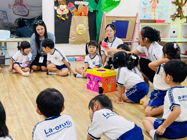 LINE_ALBUM_4969_260904_48
